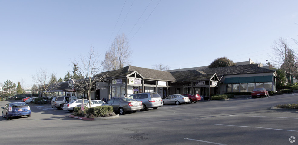 10601-10607 NE 68th St, Kirkland, WA for rent - Primary Photo - Image 1 of 2