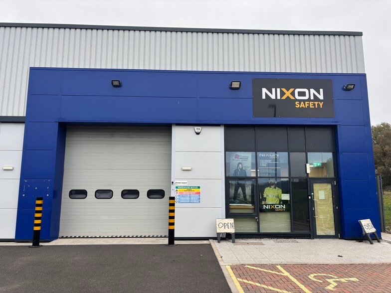 Riverside Park Rd, Middlesbrough to rent - Building Photo - Image 2 of 4