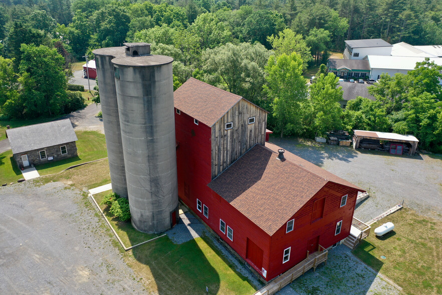 13 Mill, Ballston Lake, NY for sale - Building Photo - Image 3 of 21