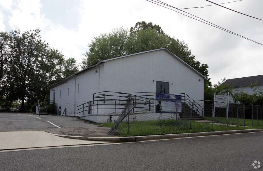 4407 Lee St NE, Washington, DC for sale - Primary Photo - Image 1 of 6