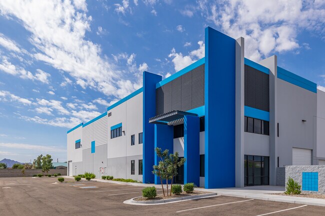 More details for 1466 N Eliseo C. Felix Jr Way, Avondale, AZ - Industrial to Rent