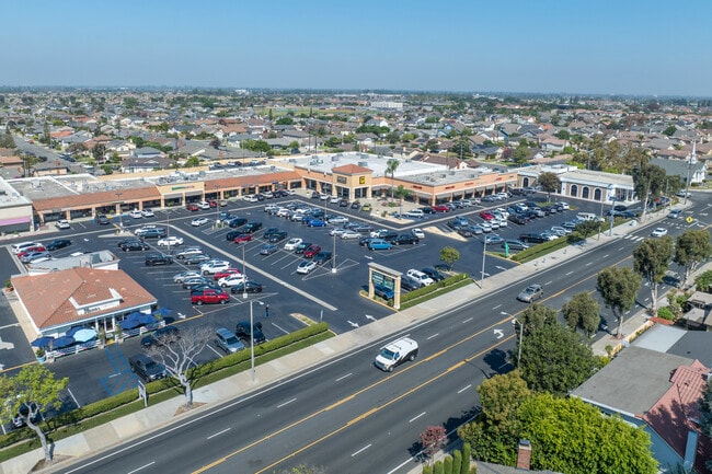 More details for 9801-9975 Walker St, Cypress, CA - Retail to Rent