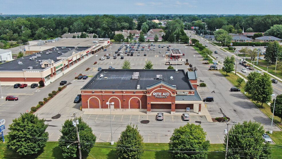 798 Harlem Rd, West Seneca, NY for sale - Building Photo - Image 1 of 1