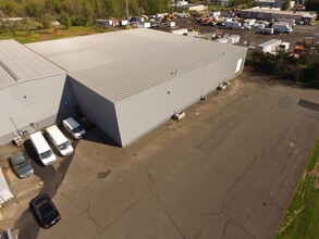 2001 County Line Rd, Warrington, PA to rent Interior Photo- Image 1 of 14