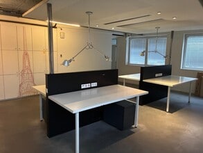Office in Pantin for sale Interior Photo- Image 2 of 8