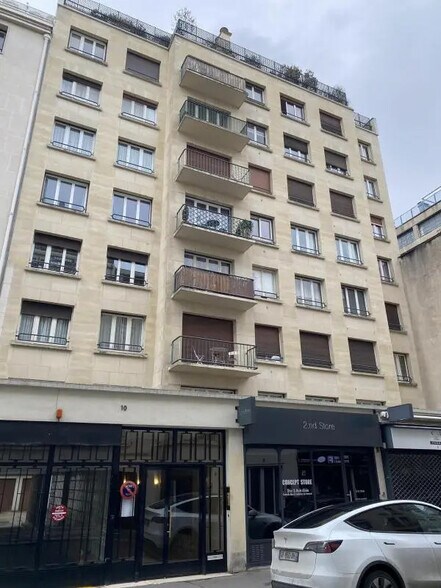 Retail in Paris for sale - Building Photo - Image 1 of 8