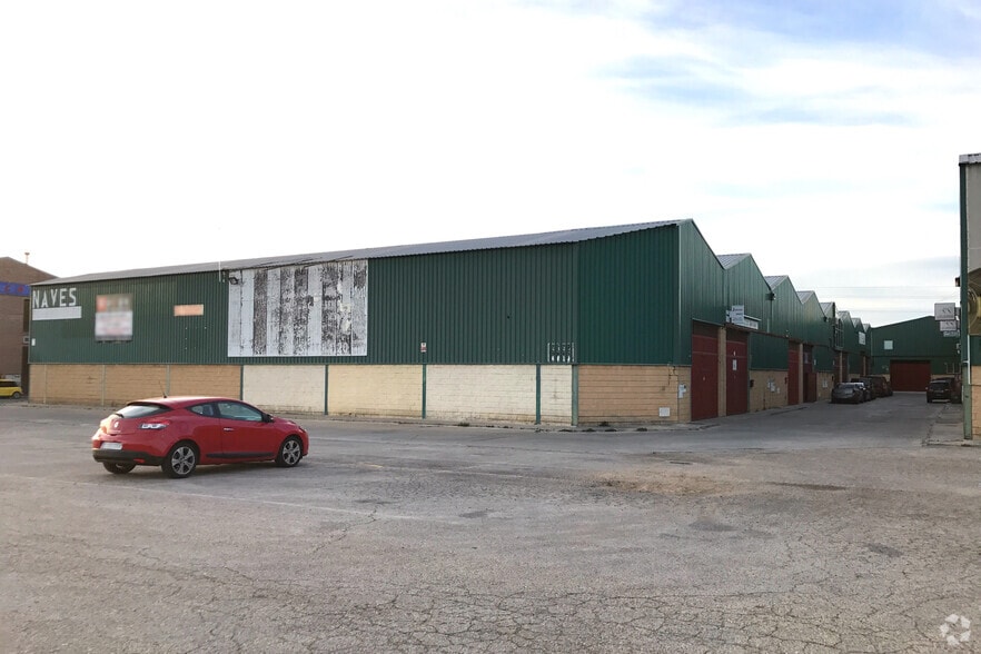 Calle el Tejido, 3, Azuqueca de Henares, Guadalajara for sale - Building Photo - Image 2 of 3