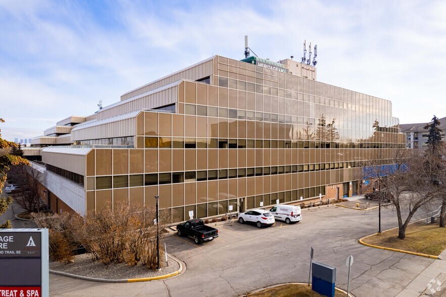 8500 Macleod Trl SE, Calgary, AB for rent - Building Photo - Image 1 of 9