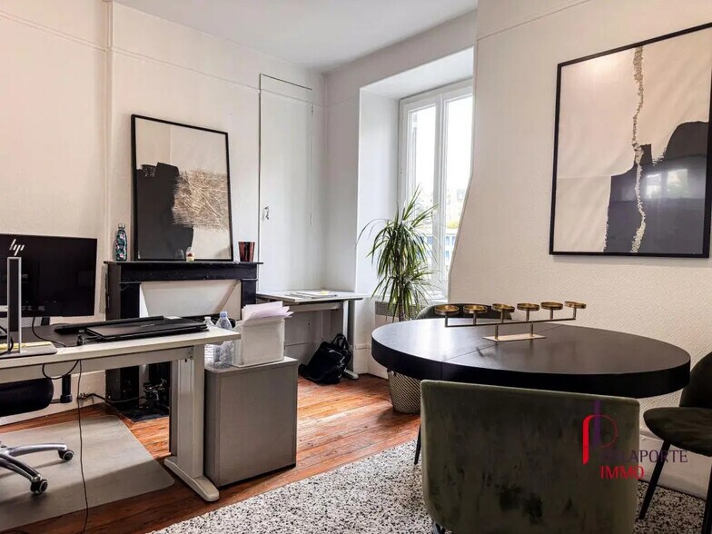 1 Rue Thiers, Pontoise to rent - Building Photo - Image 3 of 4