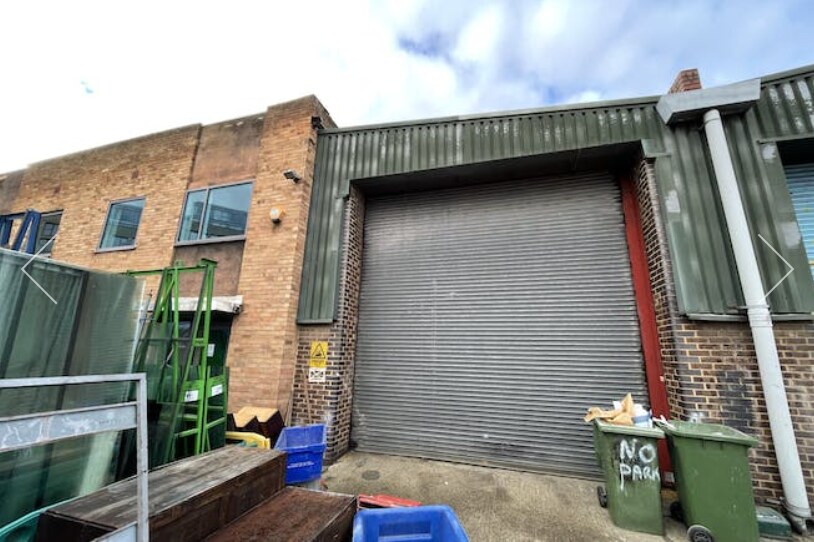 437-439 North Woolwich Rd, London for sale Building Photo- Image 1 of 1