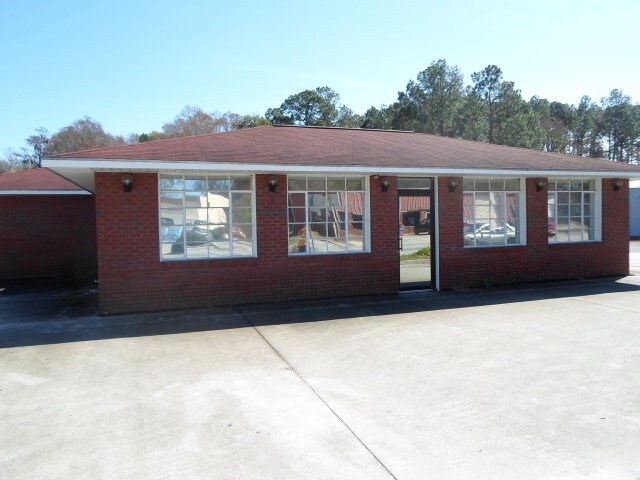 104 S Main St, Nahunta, GA for sale - Primary Photo - Image 1 of 1