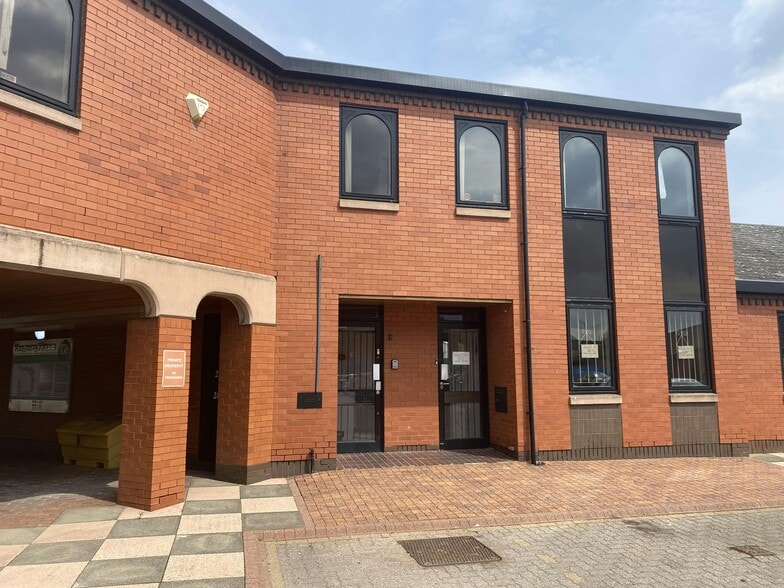 Kingsway, Gateshead to rent - Building Photo - Image 3 of 22