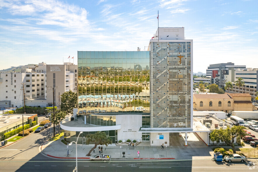 9808 Venice Blvd, Culver City, CA for rent - Building Photo - Image 2 of 5