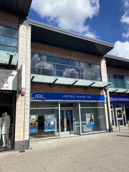 Bury Old Rd, Manchester for sale - Building Photo - Image 1 of 1