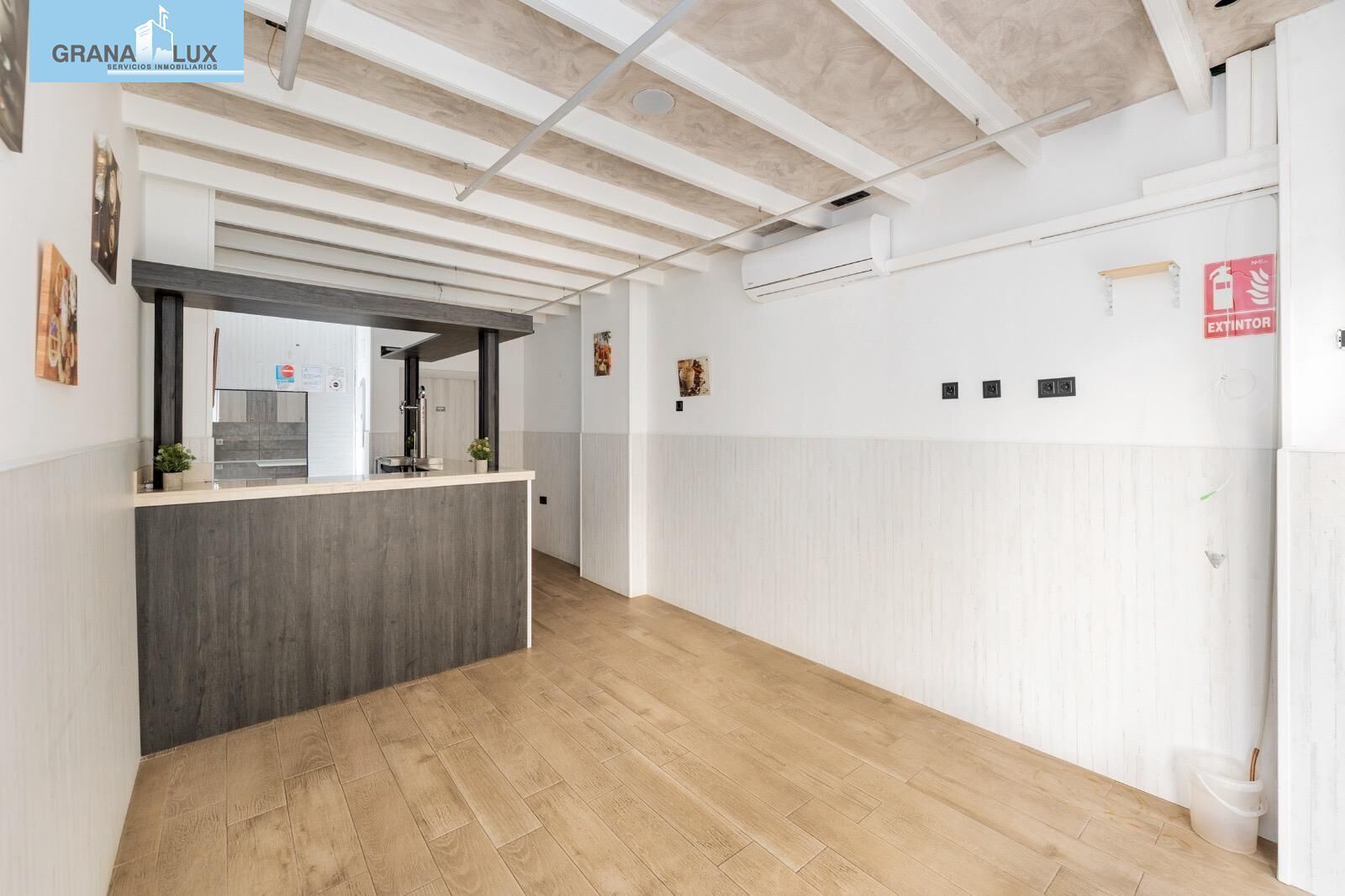 Calle Pintor Ismael de la Serna, 12, Granada, Granada for sale Building Photo- Image 1 of 22