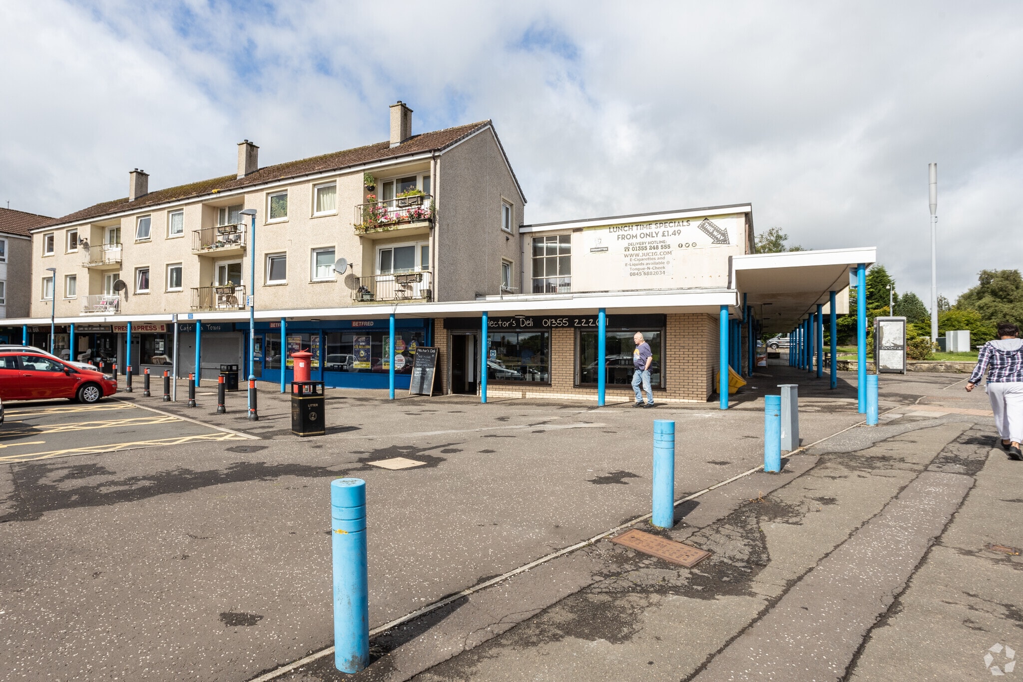 6-90 Calderwood Sq, East Kilbride for sale Primary Photo- Image 1 of 1