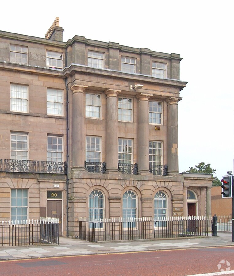 20 Hamilton Sq, Birkenhead CH41 6AY UK
