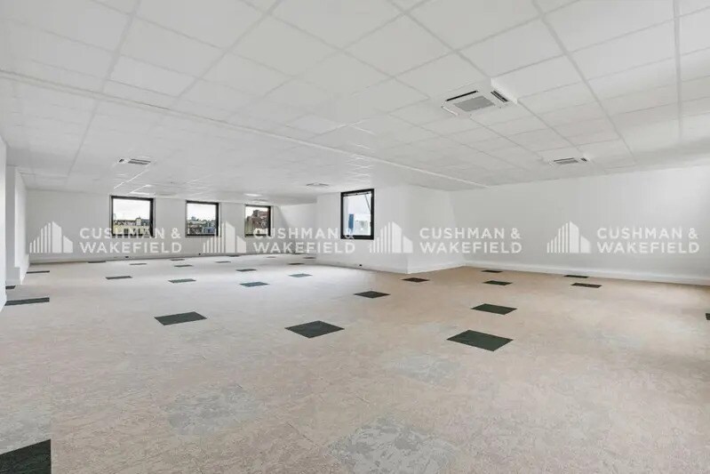 160-160 Rue De Paris, Boulogne-Billancourt to rent - Interior Photo - Image 3 of 7