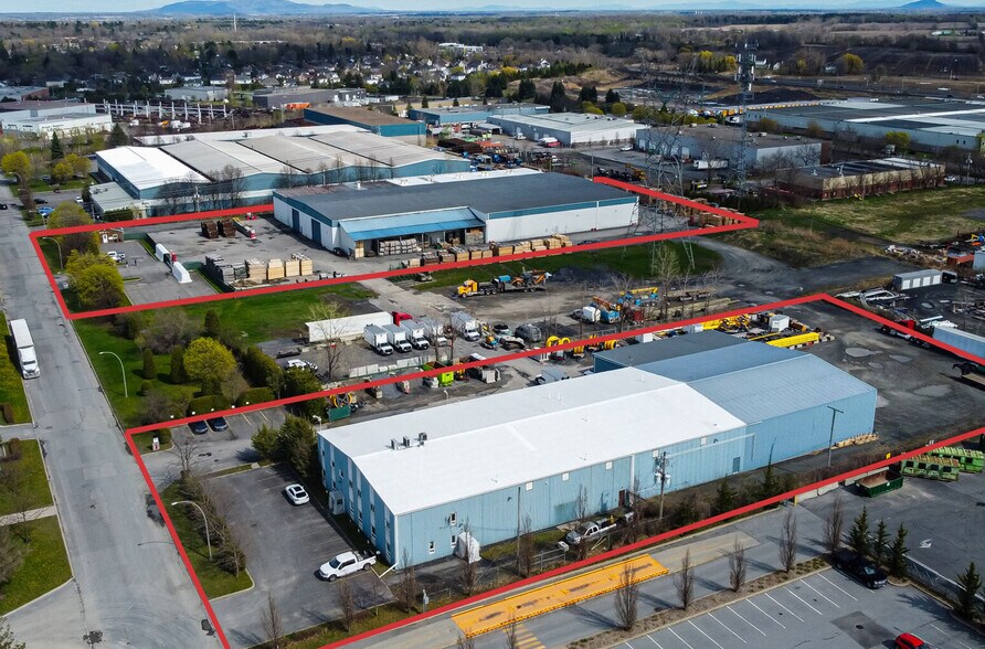 570 Rue Sagard, St-Bruno-de-Montarville, QC for sale - Building Photo - Image 3 of 8