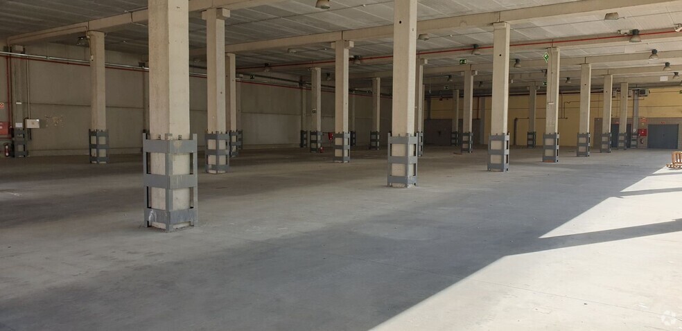 Industrial in Las Rozas de Madrid, MAD for sale - Building Photo - Image 3 of 16