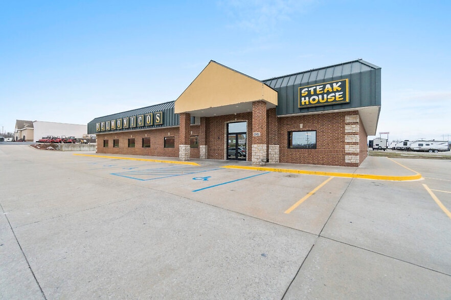 2951 Old Orchard Rd, Jackson, MO for sale - Building Photo - Image 3 of 59