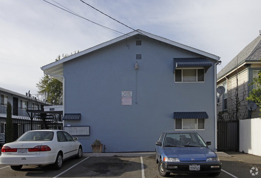 1537 8th Ave, Oakland, CA for sale - Building Photo - Image 1 of 2