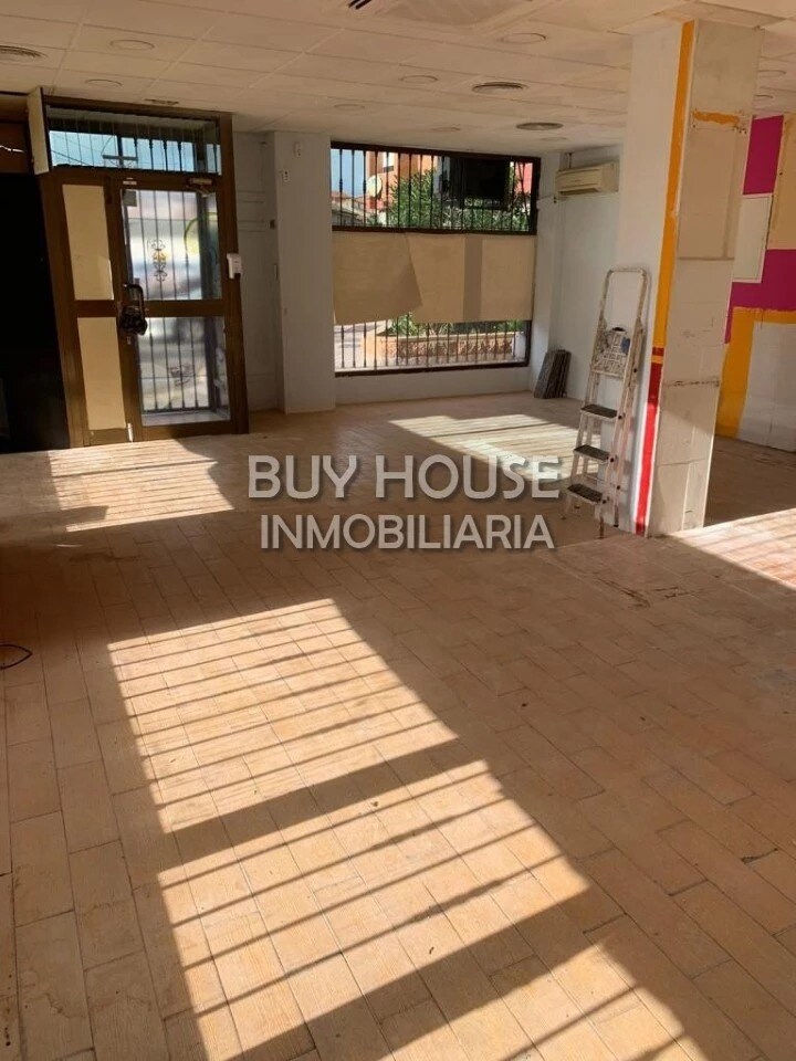 Retail in Illescas, Toledo to rent Interior Photo- Image 1 of 2