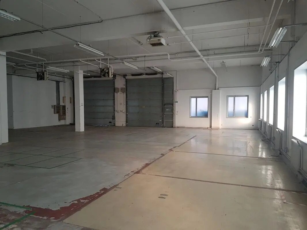 Light Industrial in Villepinte for sale Interior Photo- Image 1 of 7