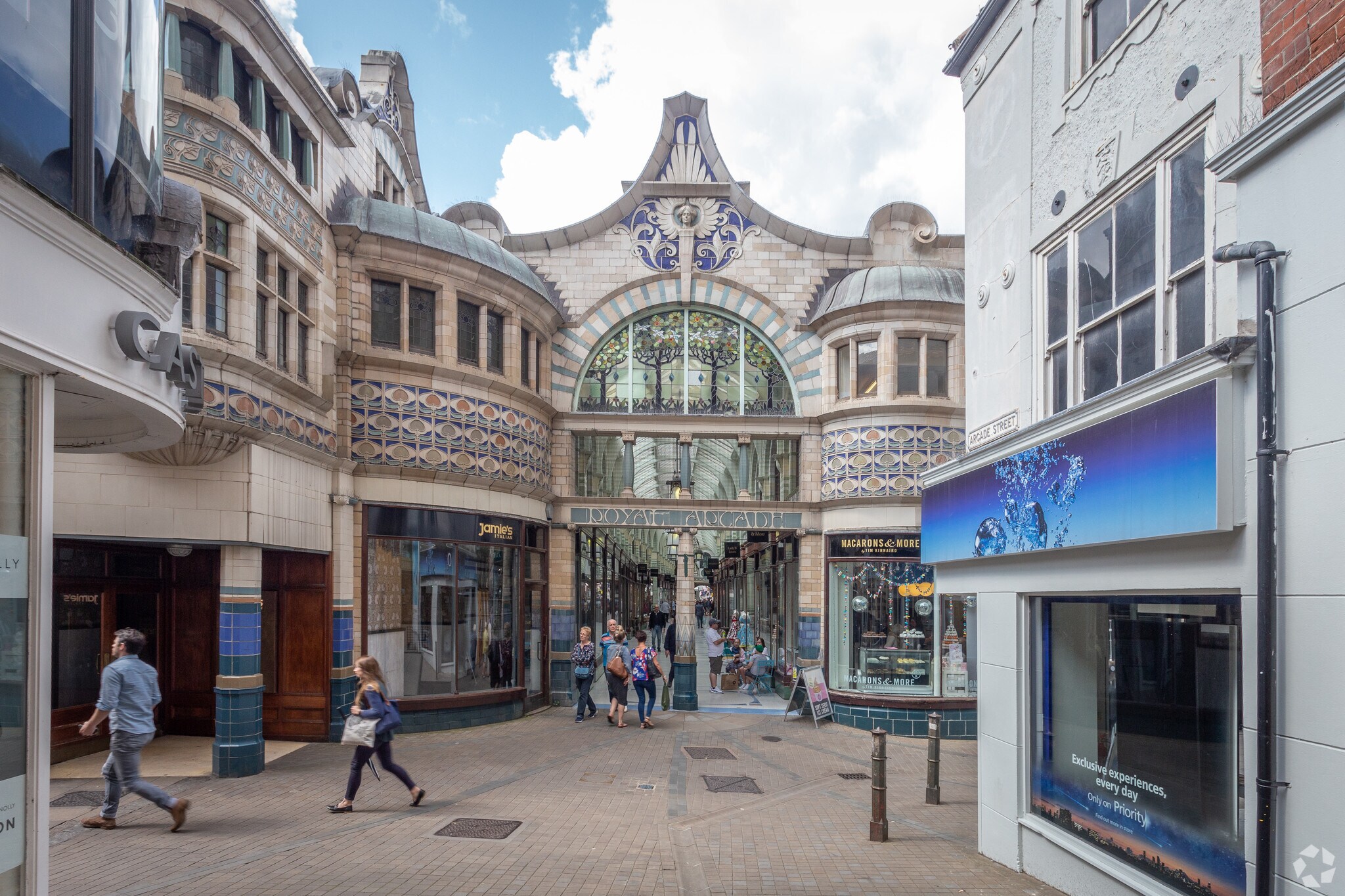 4 Royal Arcade, Norwich for sale Primary Photo- Image 1 of 1