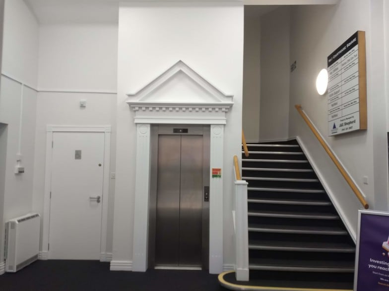 1 Courthouse Sq, Dundee to rent - Interior Photo - Image 3 of 3