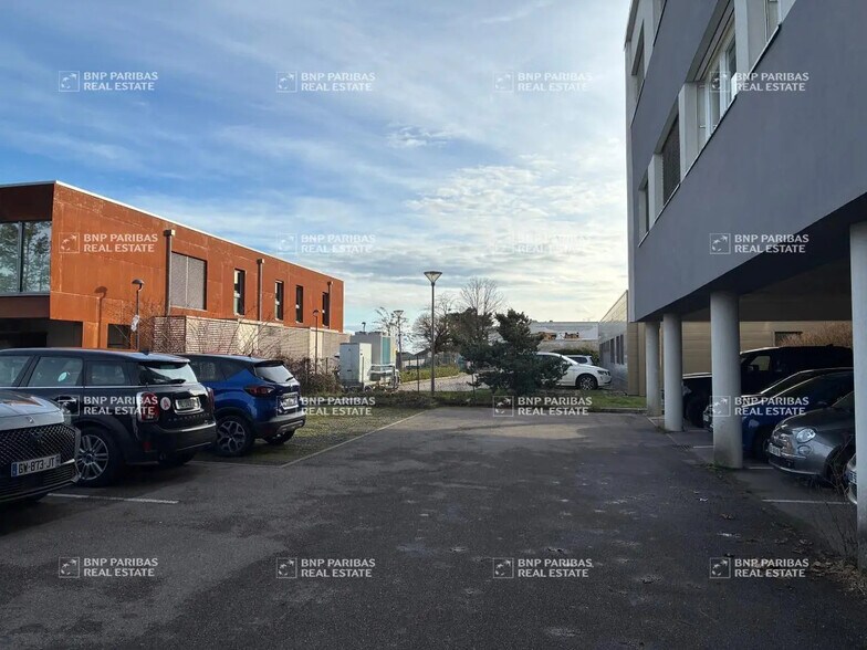 9 Rue Blaise Pascal, Maxéville to rent - Primary Photo - Image 3 of 19