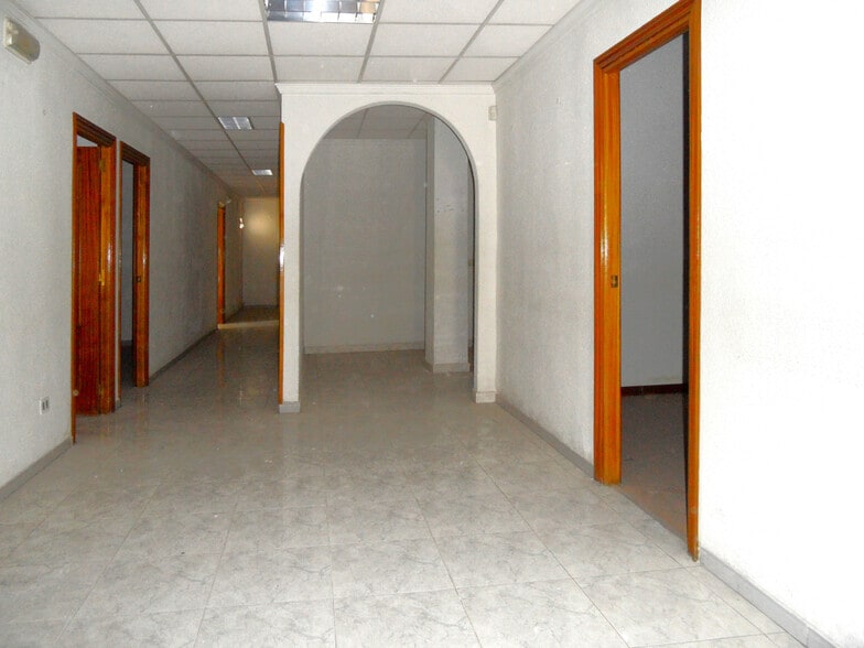 Office in Getafe, Madrid to rent - Interior Photo - Image 1 of 1