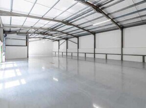 1-8 Station Rd, Aberdeen to rent Interior Photo- Image 1 of 3