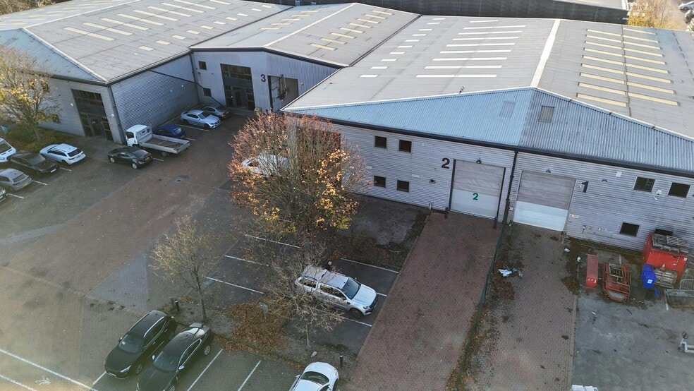 Eastways, Witham to rent - Building Photo - Image 2 of 20