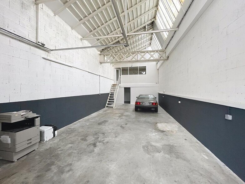 195 Avenue Francis De Pressensé, Vénissieux to rent - Interior Photo - Image 2 of 2