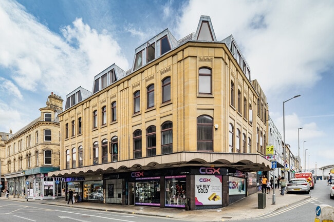 More details for 2 James St, Bradford - Retail to Rent