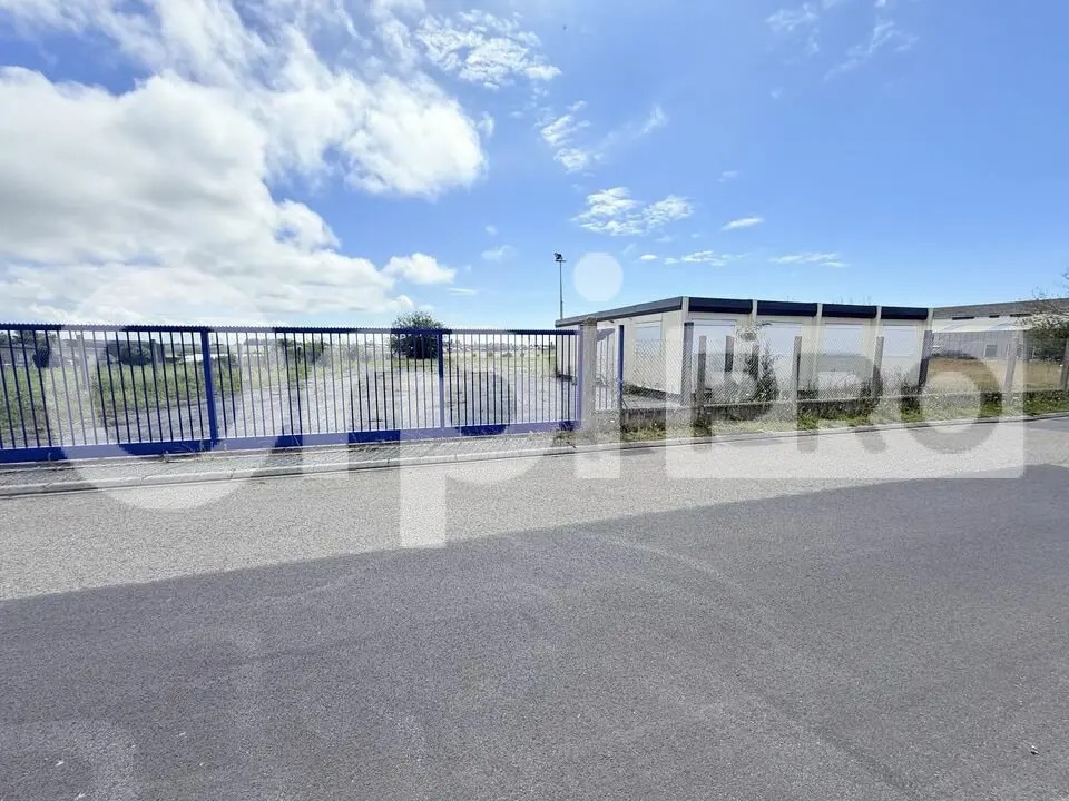 Land in Octeville-sur-Mer to rent Building Photo- Image 1 of 10