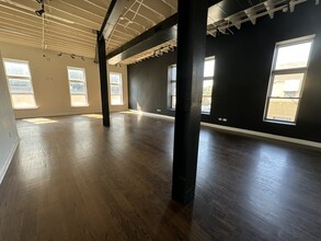 1444 W Lake St, Chicago, IL for rent Building Photo- Image 1 of 12