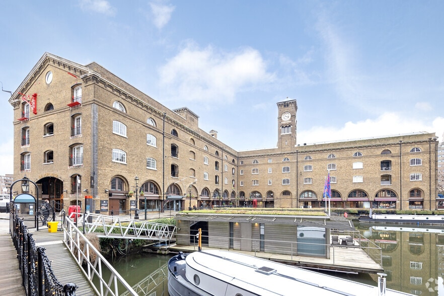 Ivory House St Katherine's Docks, London to rent - Primary Photo - Image 1 of 3