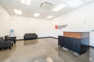12900 W Airport Blvd, Sugar Land, TX to rent Lobby- Image 2 of 15