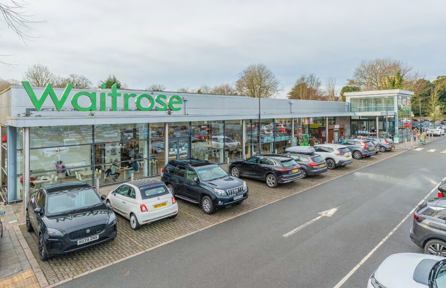 Birds Ln, Cowbridge for sale - Primary Photo - Image 1 of 1