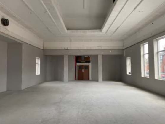 59-77 Park Vw, Whitley Bay for sale - Interior Photo - Image 3 of 3