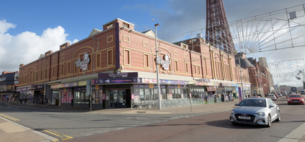 Bank Hey, Blackpool for rent Building Photo- Image 1 of 7