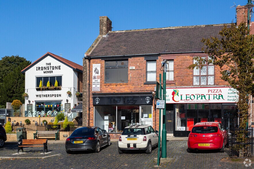 86 Westgate, Guisborough for sale - Primary Photo - Image 1 of 1