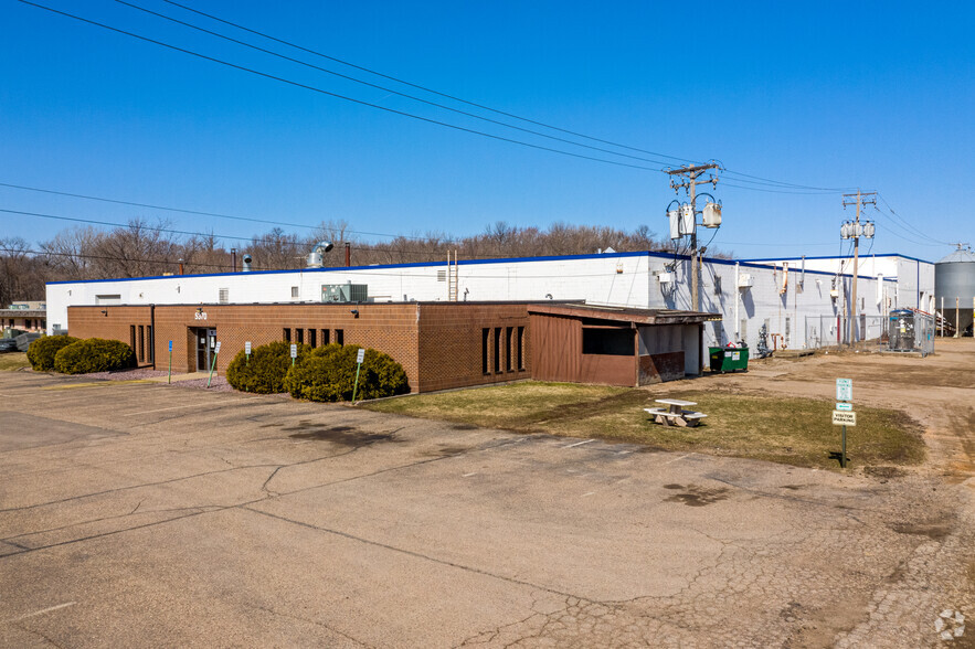 5370 Highway 12, Maple Plain, MN for rent - Building Photo - Image 1 of 7