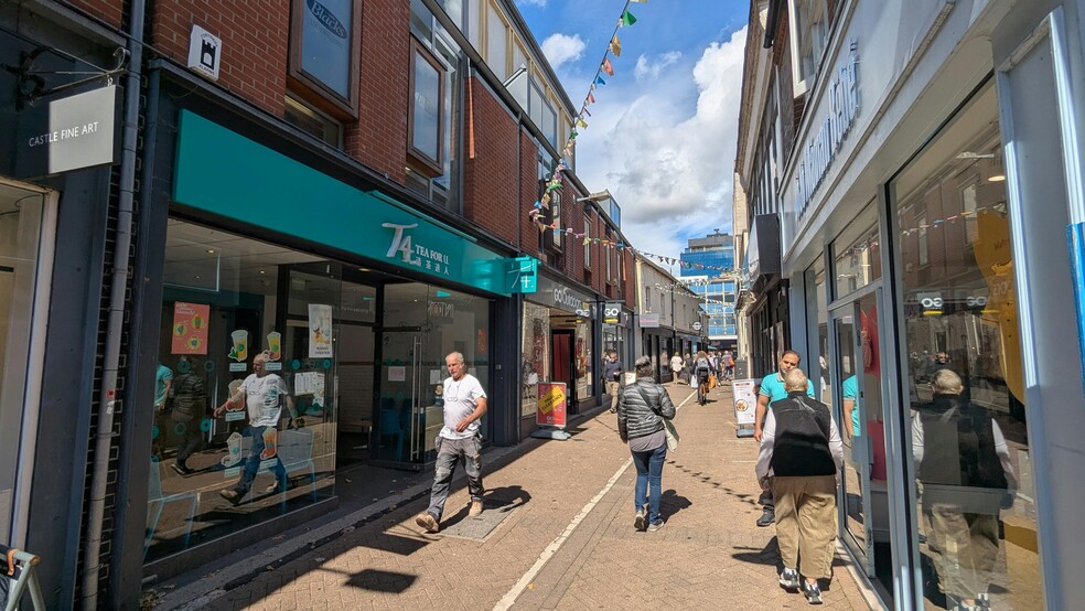 4 Chain St, Reading to rent - Building Photo - Image 3 of 7