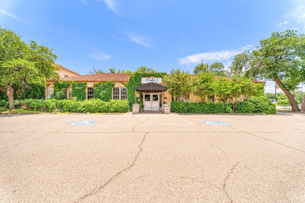 2601 19th St, Lubbock 79410 UK