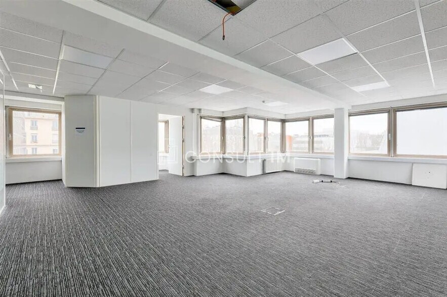 Office in Malakoff to rent - Building Photo - Image 3 of 9