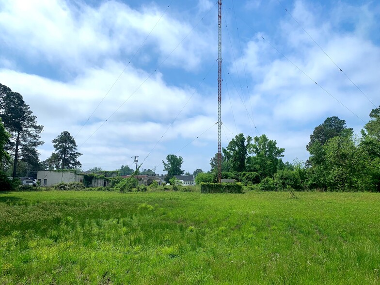 108 Radio Station Rd, Whiteville, NC for sale - Building Photo - Image 2 of 5