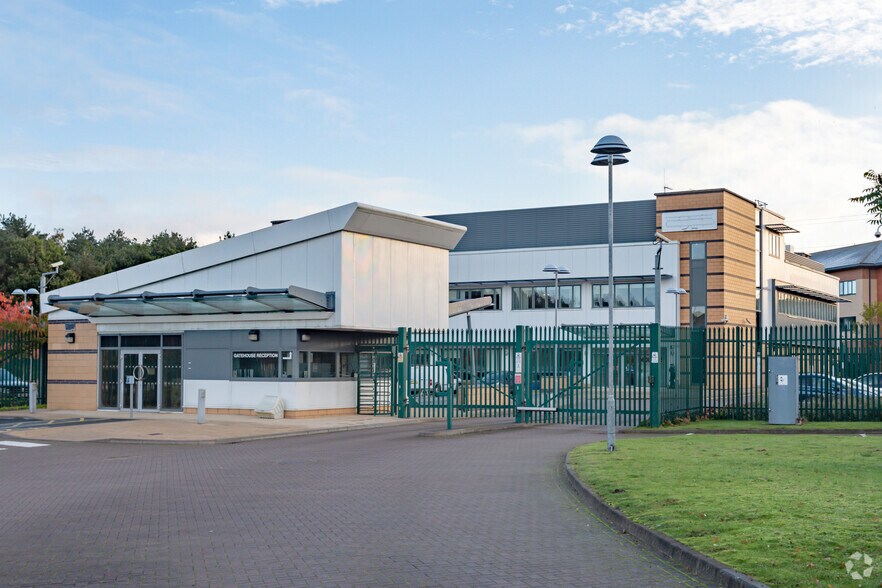 Greenfield Ln, Wolverhampton for sale - Primary Photo - Image 1 of 1